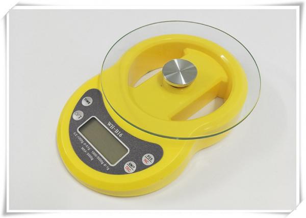 Cheap Mini 4MM Glass Weight Scale , Easy To Read Electronic Kitchen Weighing Scales for sale