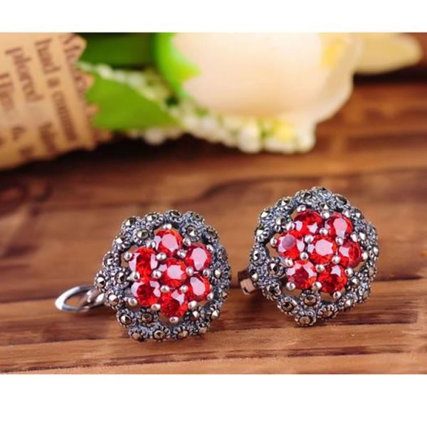 Thai Silver Jewelry 925 Silver Red Cubic Zirconia Marcasite Stud Earrings (E11064RED)