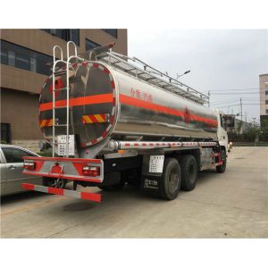 Transport Fuel SINOTRUK CNHTC 6x4 336HP Oil Tank Trucks