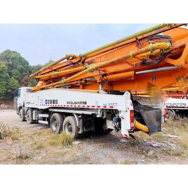 Zoomlion 56m Small Concrete Pump Truck Truck Mounted Boom Pump Remanufactured