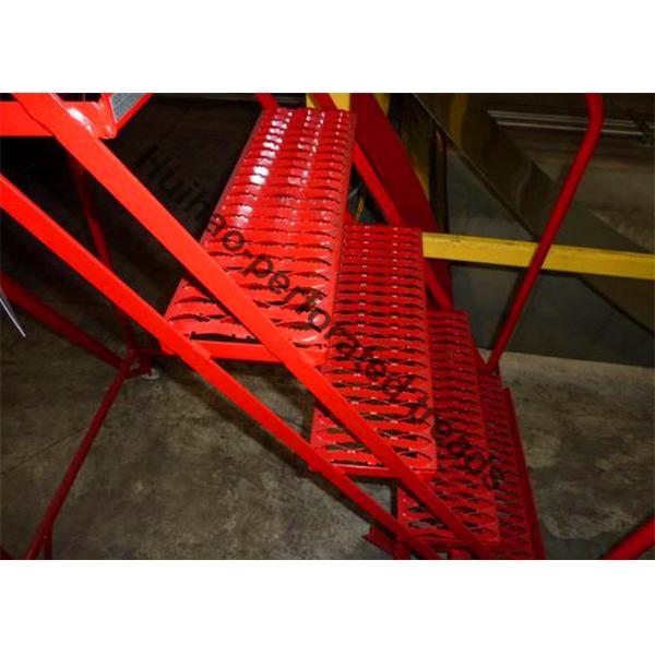 3 Holes 13-3/4" Width Perforated Grip Strut Stair Treads For Walkway Platform
