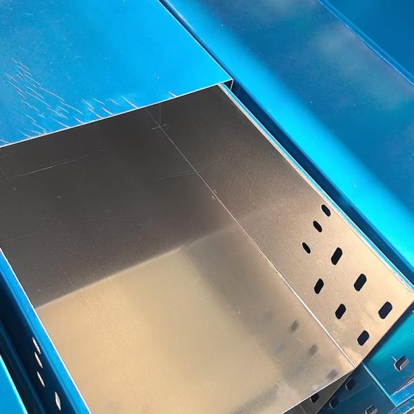 Corrosion Resistance Silver Aluminum Ladder Type Cable Tray For Industrial Cable Organization