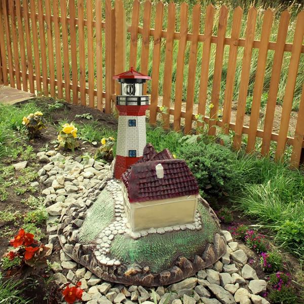 Outdoor Crafts Rotating Lighthouse Solar Garden Light Folk Art 1 * 1.2V Battery