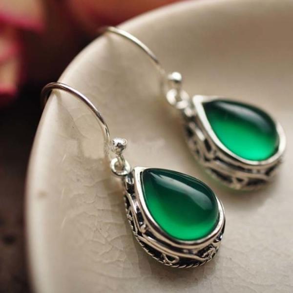 Sterling Silver Pear Shape Green Agate Dangle Drop Earrings (E12282GREEN )