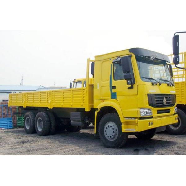 371 Horse Power Heavy Cargo Trucks with Air-Condition And Driving Mode