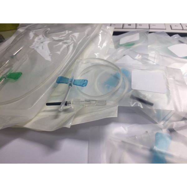 Safety Blood Collection Needle 21G 22G 23G 25G