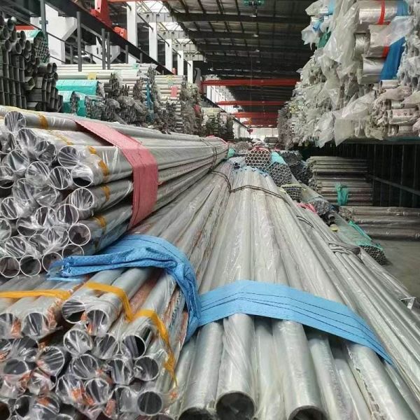 9MM Thickness 2205 2507 Duplex Stainless Steel Pipe Tube Hot Rolling Offer Welding Cutting Services