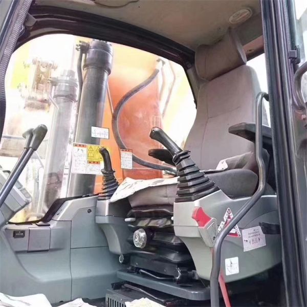 Made in Korea original used doosan dx225 excavator 22 ton in Shanghai