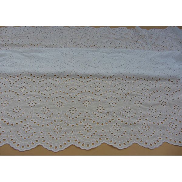 Chemical Vintage Eyelet 100% Cotton Lace Fabric For Lady Shirt And Suit Anti Static