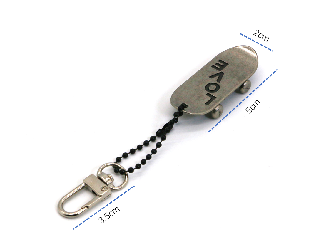 Alloy Doll Key Chain Boy Skateboard Shape For Clothes 5cm×2cm Size