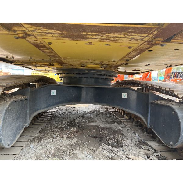 20 Ton Used Komatsu Excavator Hydraulic Crawler Excavator Backhoe PC200 Komatsu