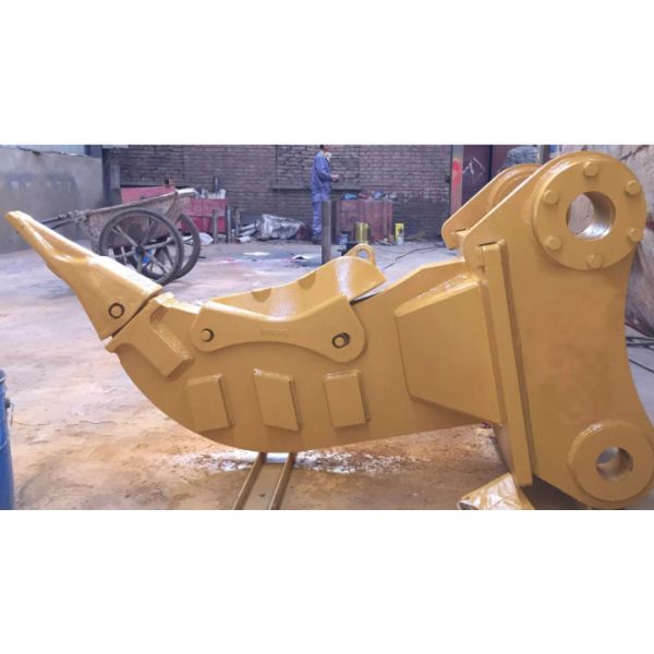 Powerful Yellow Excavator Stump Ripper Exceptional Strength Digging Tool For Tree Root Extraction