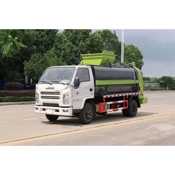 Compressed Sanitation Rubbish Waste Compactor Garbage Truck for City Waste Transfer Manual Transmission and Durable