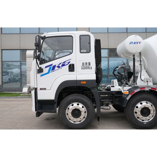 Reliable Jiefang Mixer Truck 8CBM Diesel Engine 320hp 12 Wheels Concrete Mixer Machine