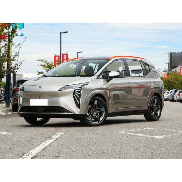 AION Y SUV Electric Car 150 Km/h Left Steering EV Electric Vehicles For Adults