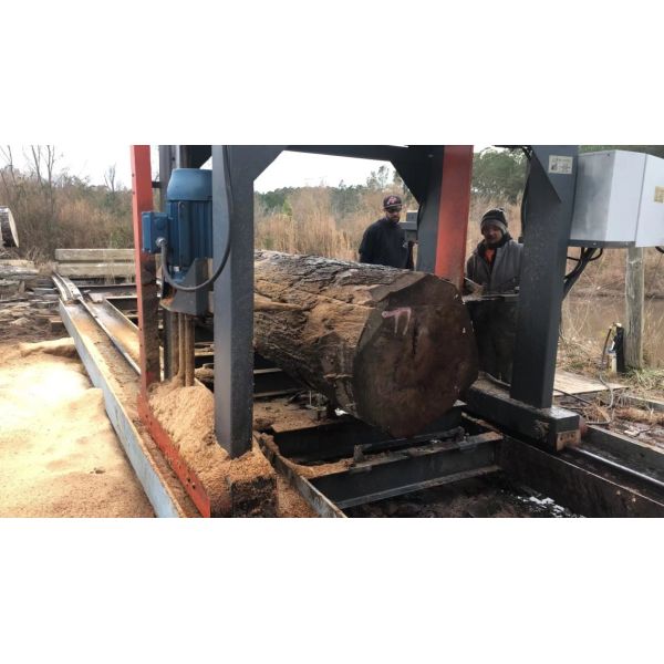 Slasher Logging Equipment Chainsaw Sawmill For 1900mm 2200mm Log