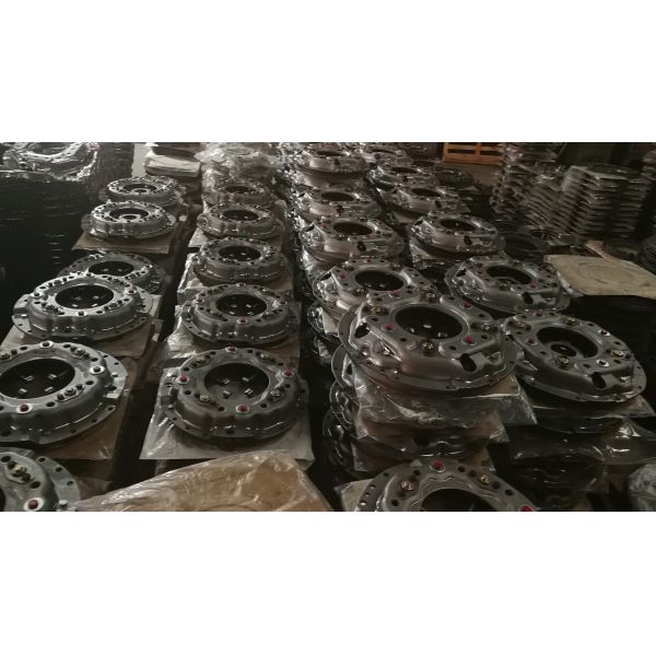 ME521105 CLUTCH COVER