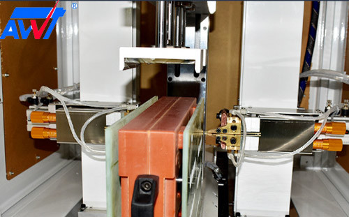 18650 32650 32700 Automatic Lithium Battery Spot Welder 8000A Transistor