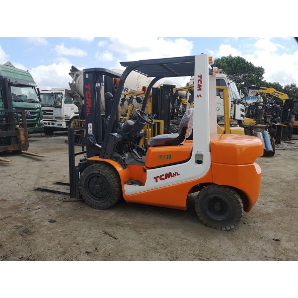 2 Or 3 Stage Mast Toyota Used Industrial Forklift TCM FD30 FD50 3t 5 Ton