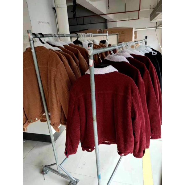 Brown Red Black Sherpa Lined Corduroy Jacket 4 Pockets Keep Warm