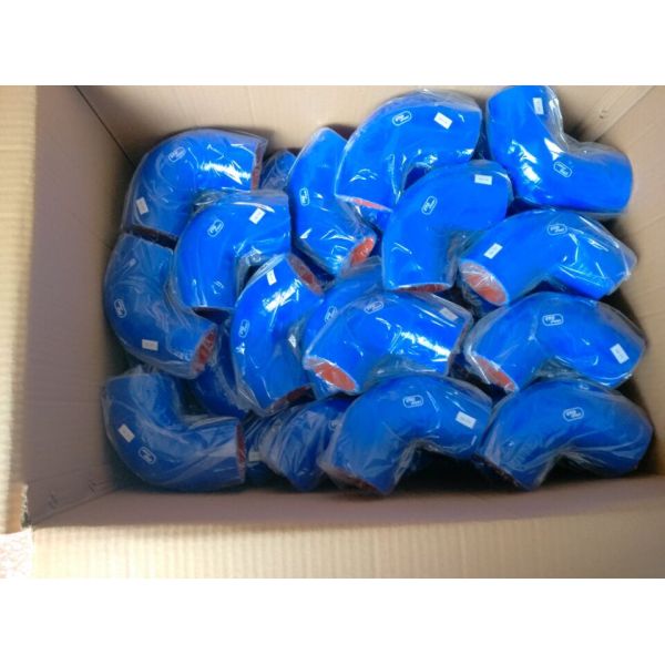 Custom Car Silicone Radiator Hose with 0.3-2Mpa Pressure and 180 Degree Angle