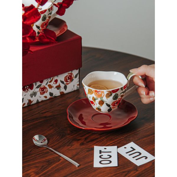 British Classical Fashion Ceramic Espresso Cups And Saucers Perfect For Garden Parties