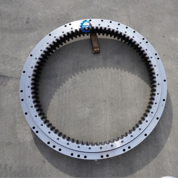 Excavator Turntable Ring 13524547 Slewing Ring SY375 Sy375H Slewing Bearing 84Teeth