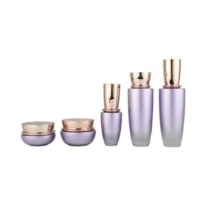Quality Cosmetic Packaging with Metallic Cap 130ml Skincare Packaging Glass Cosmeitc Bottles wholesale