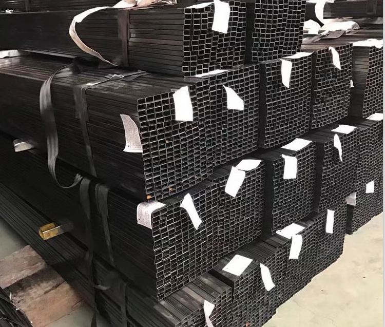 ISO 14mm Black Steel Square Tube JIS SS400 Galvanized Square Tube