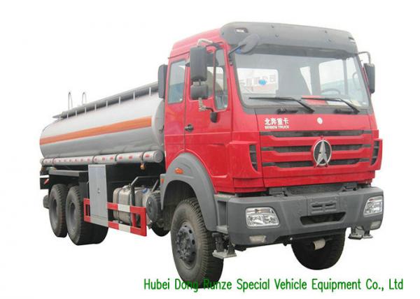 18000L 6x6 / 6x4 Offroad Liquid Tank Truck For Petroleum Oil / Gasoline / Petrol Transport