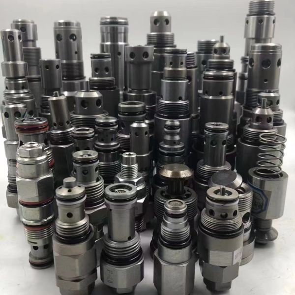 PC60-7 PC75R PC75R-2 PC75R-1 PC75 Excavator Final Drive Travel Motor 22E-60-12800 22E-60-12870