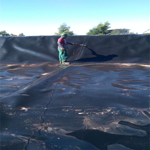 0.7mm Textured Dam Geomembrane Pond Liner HDPE Virgin Material