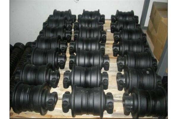 Smooth Finish Excavator Undercarriage Parts Track Roller For Komatsu Kobelco