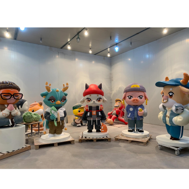 FRP Cartoon Sculptures: Anthropomorphic Chinese Zodiac Figurines for Outdoor/Indoor Use