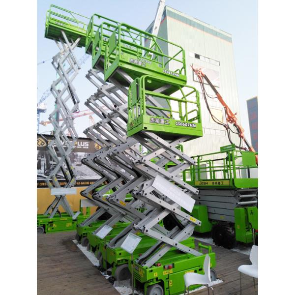 6m Scissor Lifts Mobile Aerial Platform , Mobile Lift Platform Green