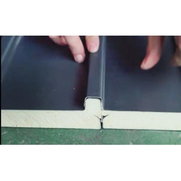 45mm PU Polyurethane Aluminium Insulated Roof Panels Customized For Poultry Farm