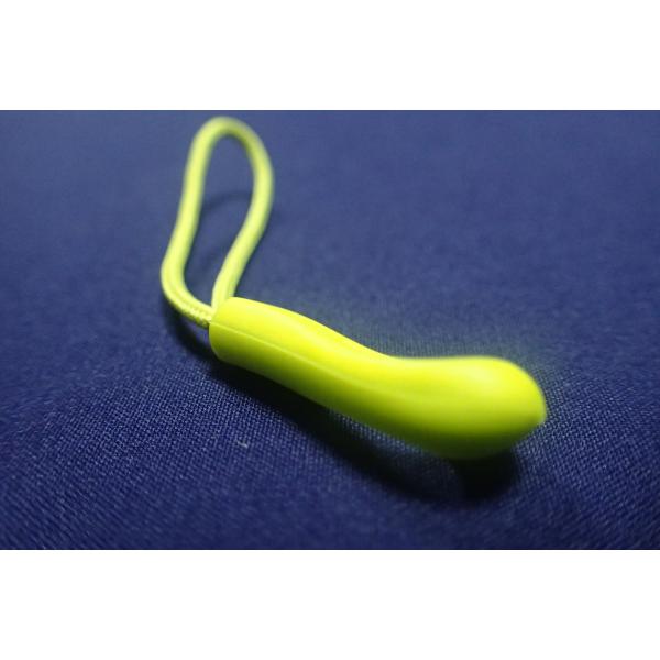 Non - Toxic Rubber Zipper Puller TPU With Polyester Cord Easy To Shape