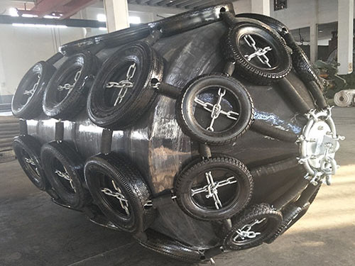 Cruise Terminal White Foam Fender 1200mm Dia 2000mm Length