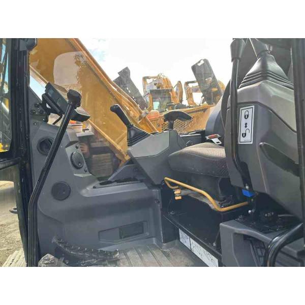 Cat 307.5 Excavator Cab
