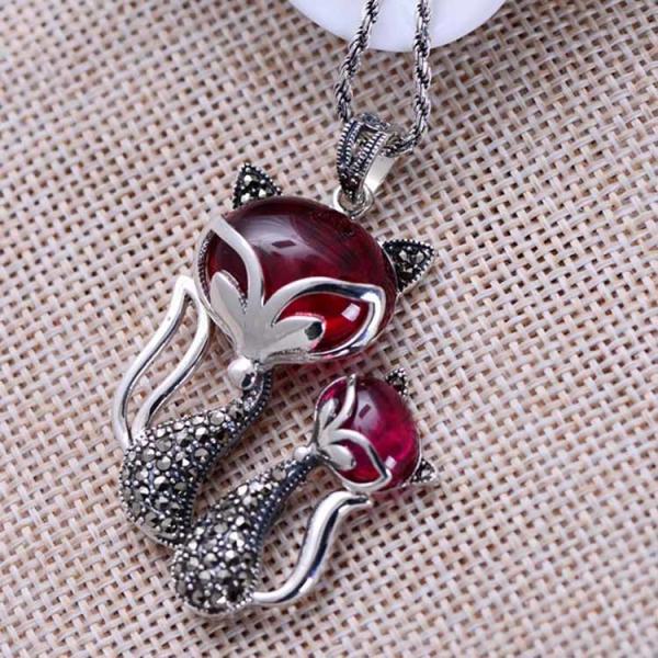 Women Sterling Silver Marcasite Synthetic Ruby Double Fox Retro Necklace(XH057430)