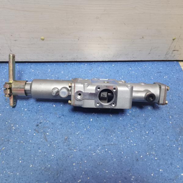 Shaanxi Trucks Steering Booster Pump DZ9100130045 DZ9100130011 DZ97319470215 DZ93319130001