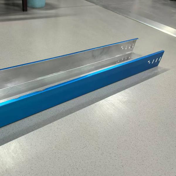 Corrosion Resistance Silver Aluminum Ladder Type Cable Tray For Industrial Cable Organization