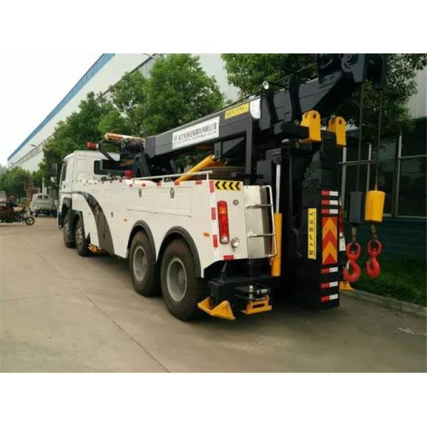 HOWO 8x4 Road Wrecker Truck With 7 Tons Front Axle And 18 Tons Rear Axle