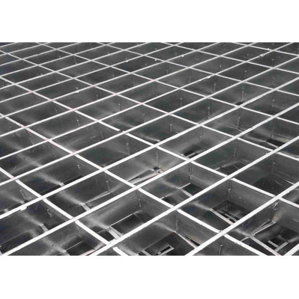 Anti Rust SS316 Floor Forge Walkway Steel Grating Serrated Bar