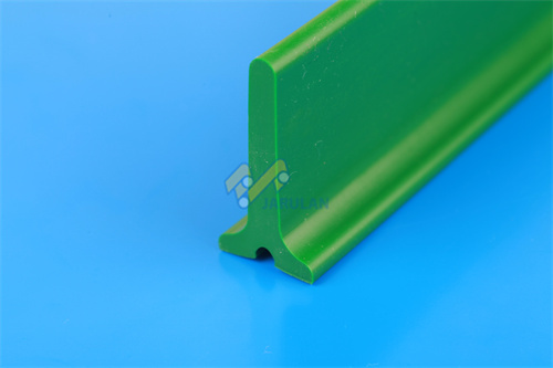 Green Color Straight PVC Flights With Different Height T30 T40 T70 T80 T90 T100