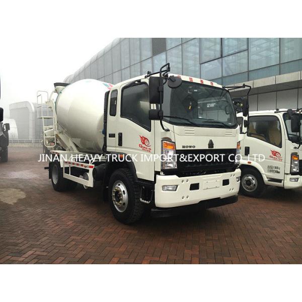 SINOTRUK Light Howo Water Sprinkler Truck 50000 Liters fire truck water tank