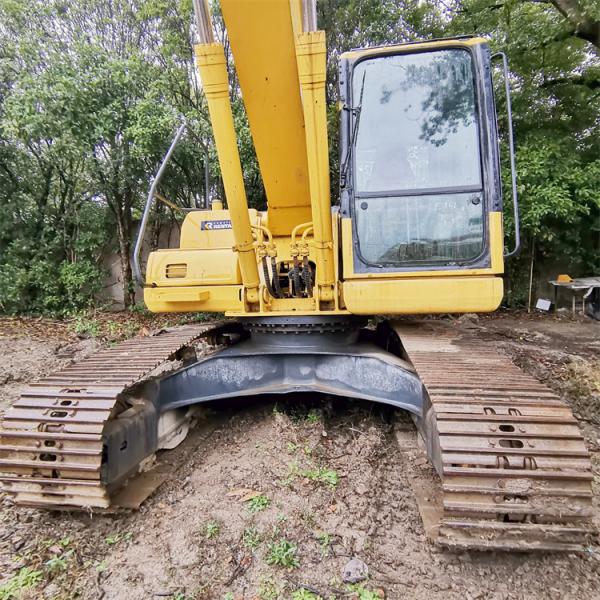 Komatsu PC200-7 Excavator in Good Condition with 0.8 m3 Bucket Capacity and 107 KW