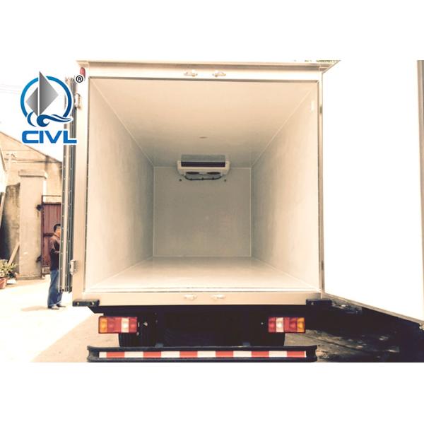 3000KG Refrigerator VanTruck Diesel Engine Refrigerator Freezer Truck Refrigerated Truck