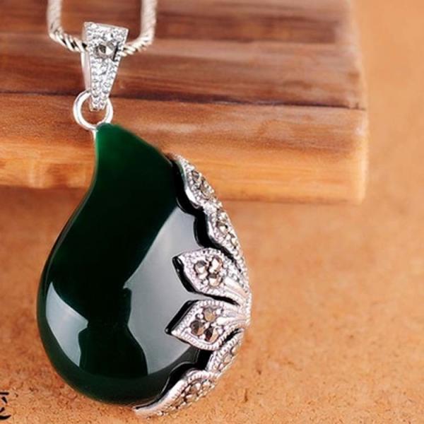 Vintage Jewelry 925 Silver Green Agate Marcasite Drop Pendant Necklace 18 Inches (JA1674GREEN)