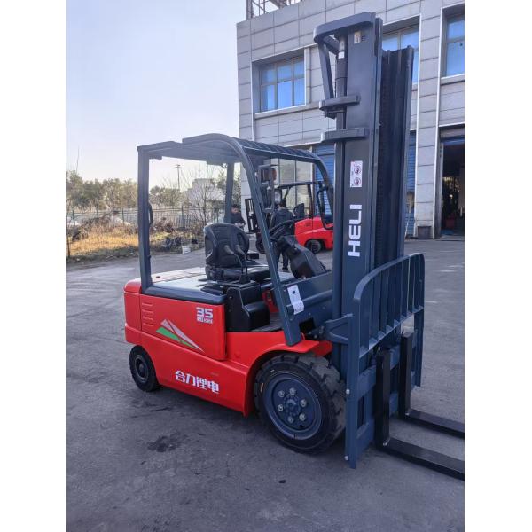 Used 3-Ton Toyota 7F Manual Forklift with Center Cylinder and Orange Paint, Offering a Compact and Reliable Solution for Material Handling in Limited